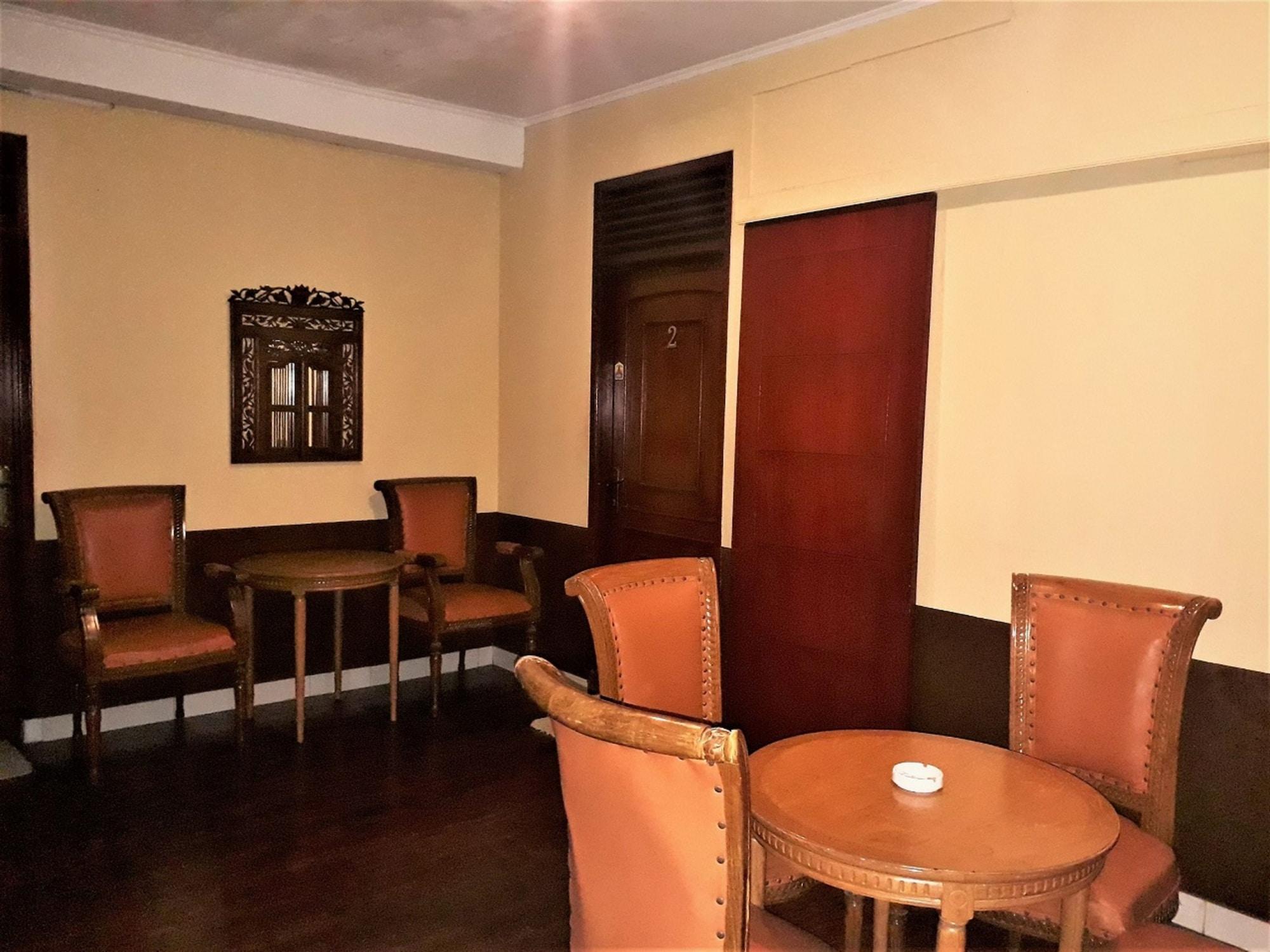 Orange Homes Syariah - Zuzu Hotel 2*