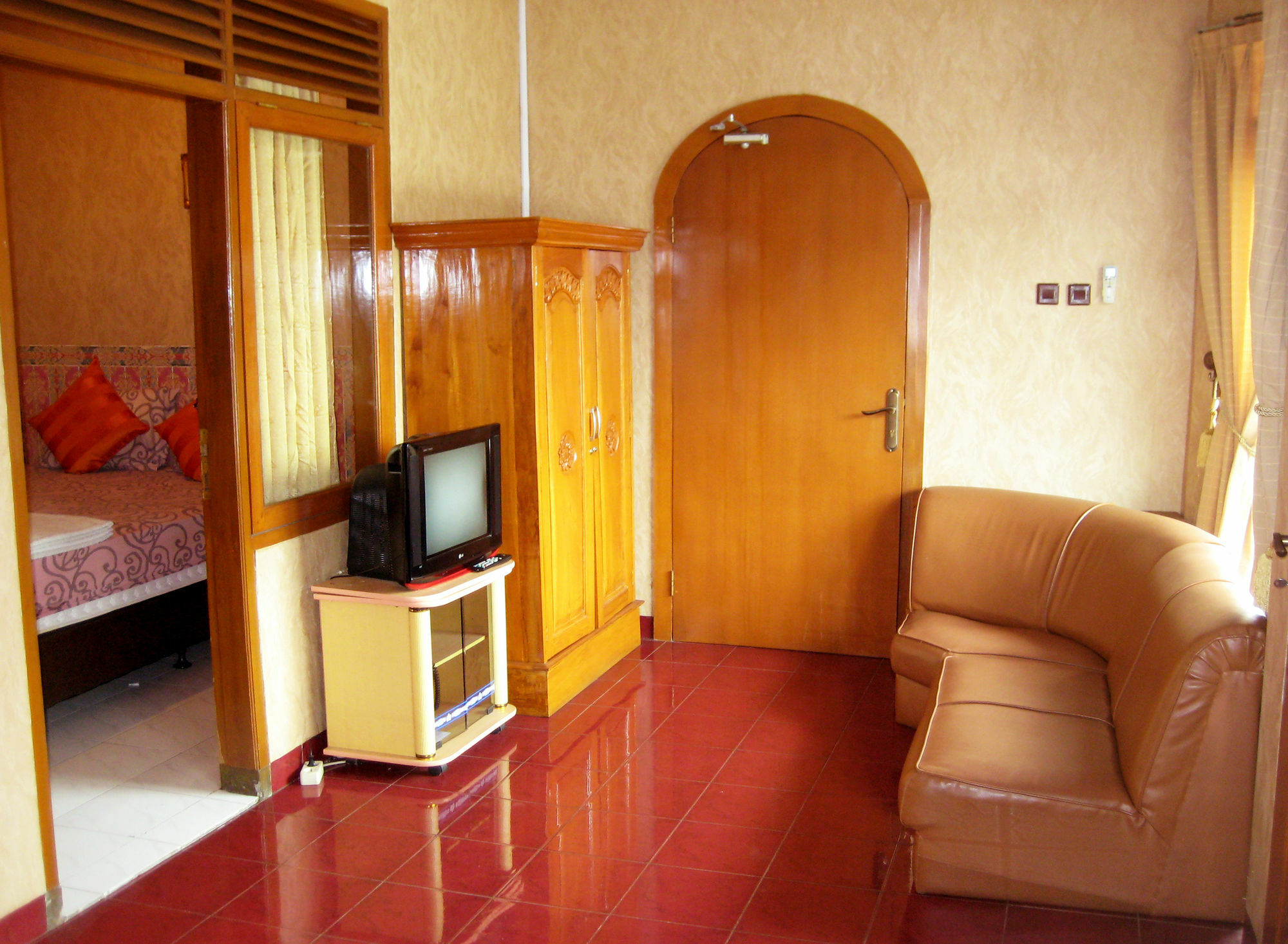 Hotel Orange Homes Syariah - Zuzu