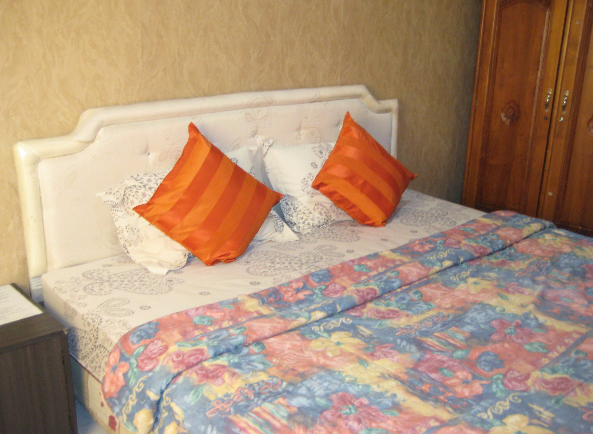 Hotel Orange Homes Syariah - Zuzu
