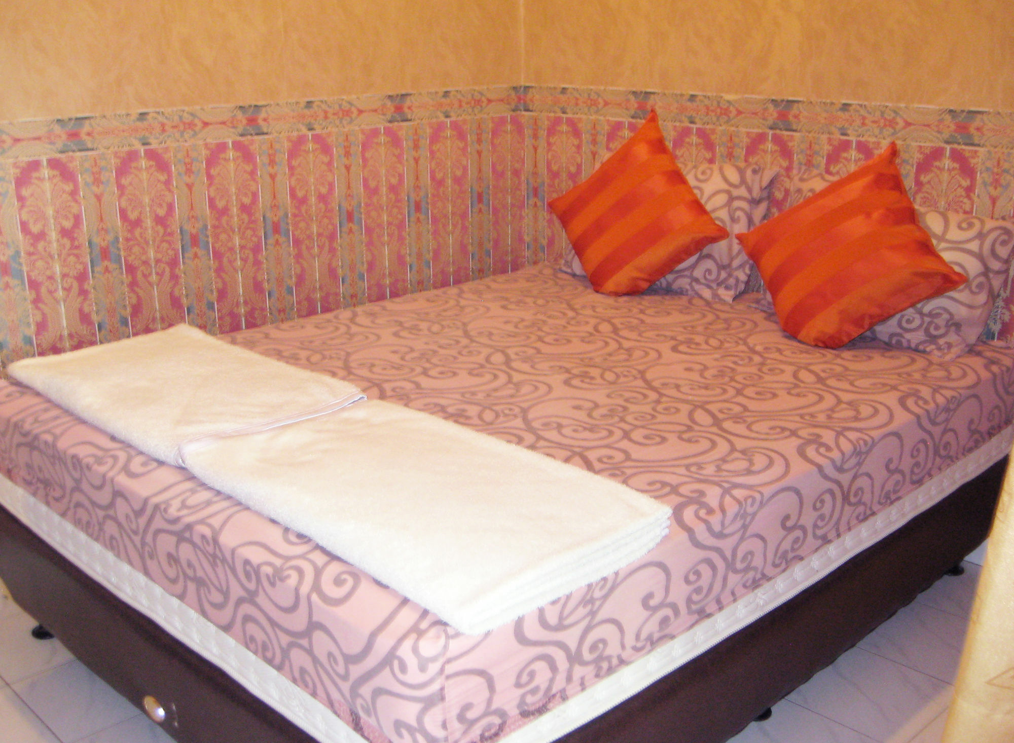 Orange Homes Syariah - Zuzu 2*